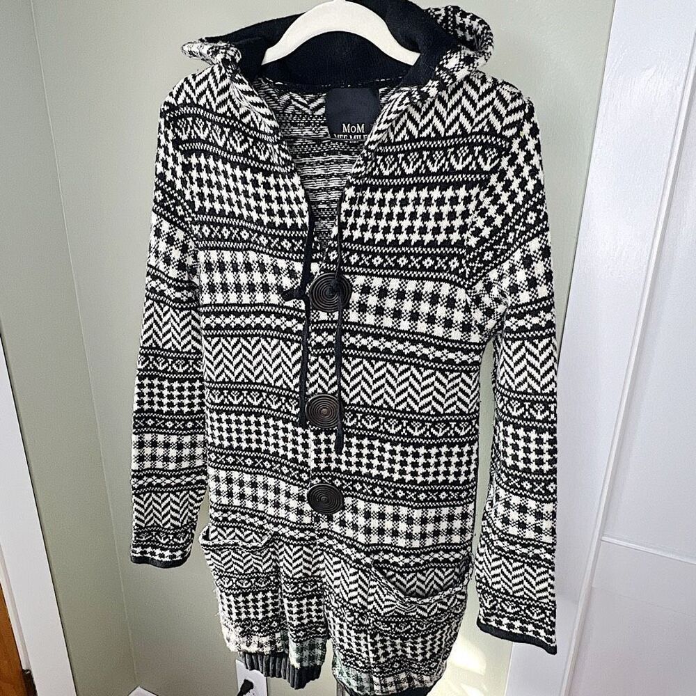 Mom Mee Mileid Black/White Lambs Wool Hooded Cardigan Size Medium
